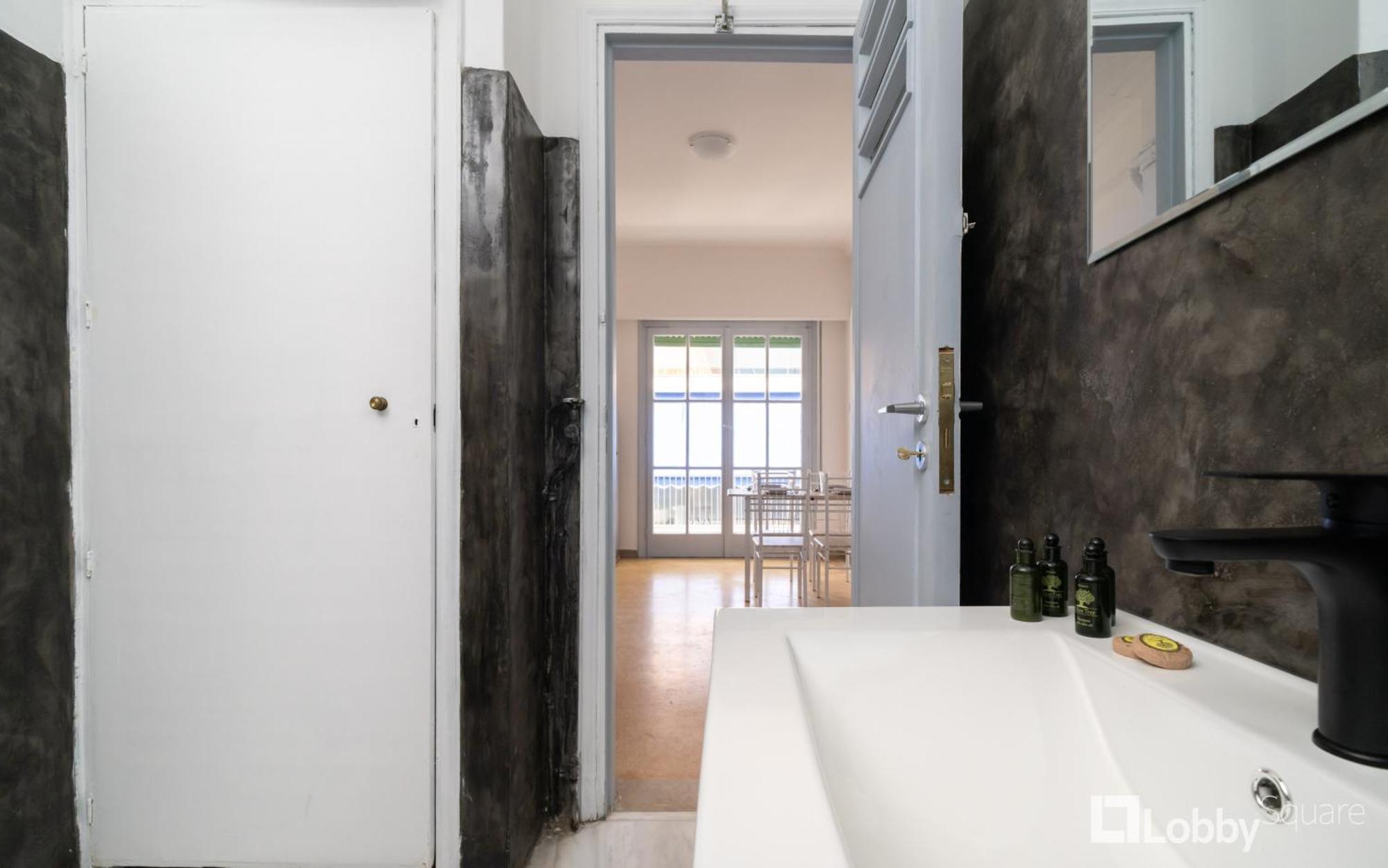 Rea Suites By Lobbysquare Athens Exterior photo